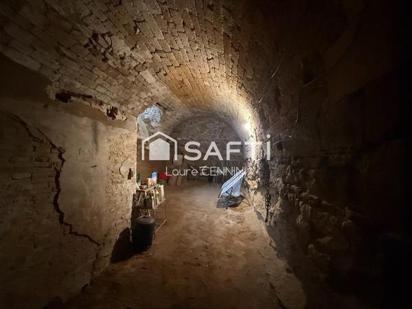 Jolie maison de ville, à proximité des commerces