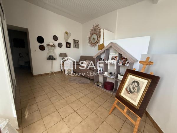 Jolie maison de ville, à proximité des commerces