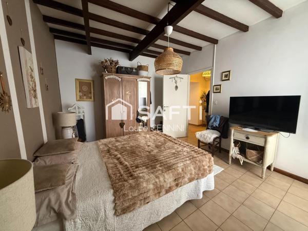 Jolie maison de ville, à proximité des commerces