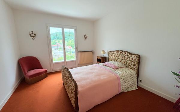 Maison à vendre    5 pièces •  Poissons