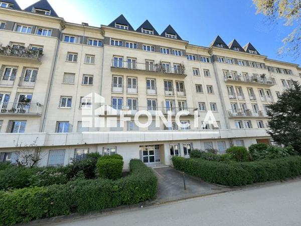 Location Appartement 3 pièces 92.43 m² - 2 QUAI DU PONT NEUF Tours 37000