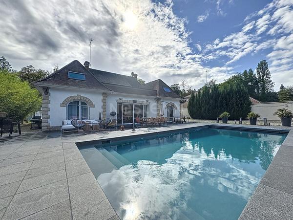 Domaine du Lys-Chantilly. Proche centre, maison Lamorlaye 7 pièce(s) 330 m2