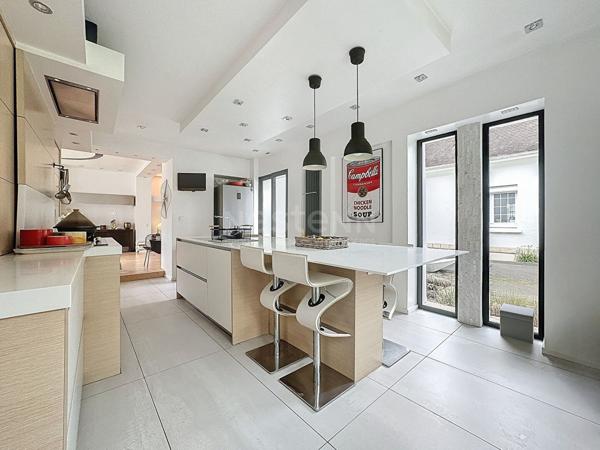 Domaine du Lys-Chantilly. Proche centre, maison Lamorlaye 7 pièce(s) 330 m2