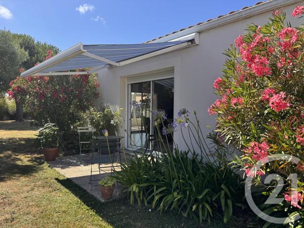 Maison à vendre  5 pièces - 279 m2 LE FENOUILLER - 85