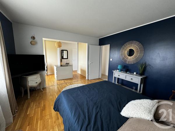 Maison à vendre  5 pièces - 279 m2 LE FENOUILLER - 85