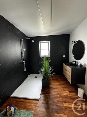 Maison à vendre  5 pièces - 279 m2 LE FENOUILLER - 85