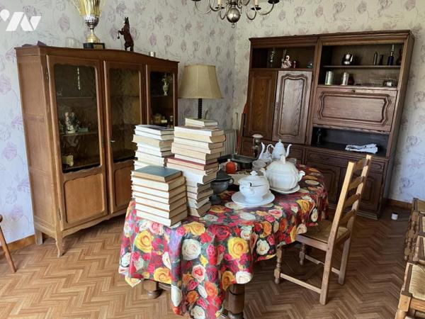 A vendre à AUCHY LES HESDIN, maison avec entrée, salle-salon, trois chambres, garage, jardin