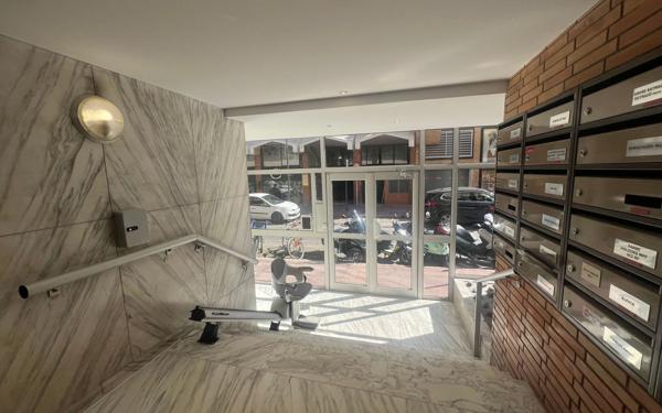 Appartement à vendre    2 pièces • 61,61 m2 Toulouse