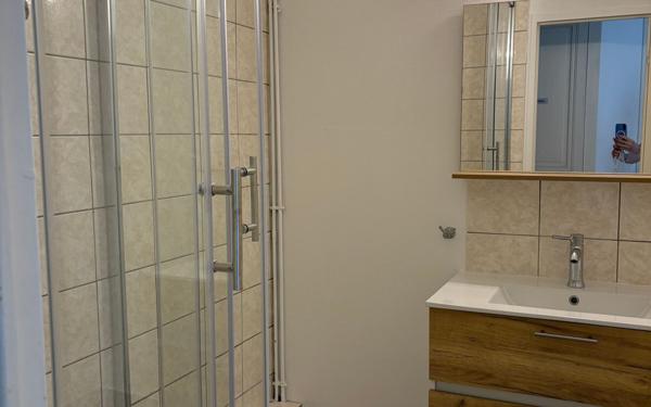 Appartement à vendre    2 pièces • 44 m2 Lyon 7