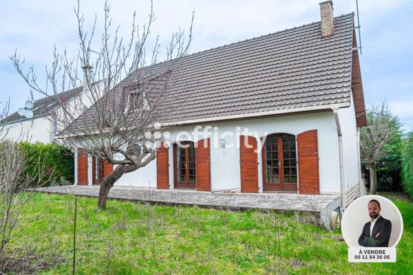 Maison
         6 pièces
        - 265 m² 515 000 €*