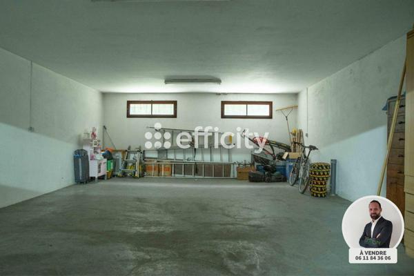 Maison
         6 pièces
        - 265 m² 515 000 €*