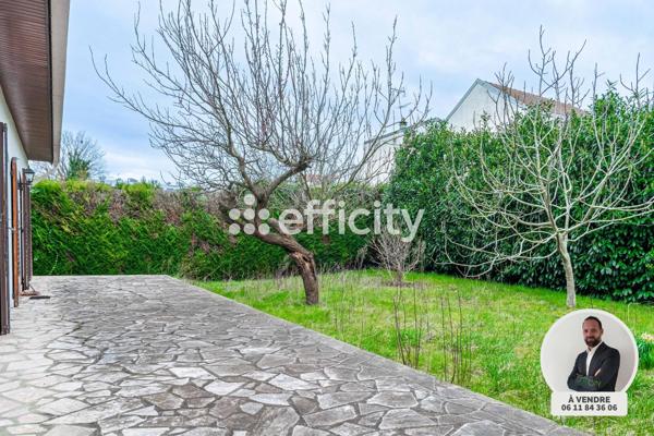 Maison
         6 pièces
        - 265 m² 515 000 €*