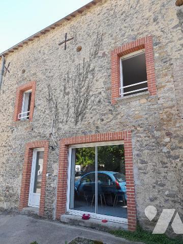 Ensemble immobilier - deux appartements loués.