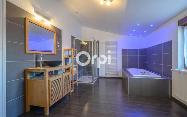 Maison à vendre    4 pièces •  Estaires