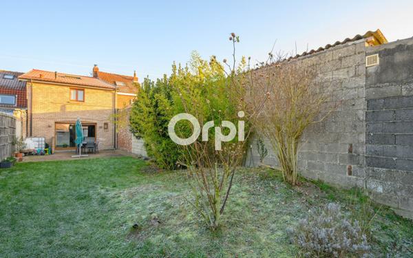 Maison à vendre    4 pièces •  Estaires