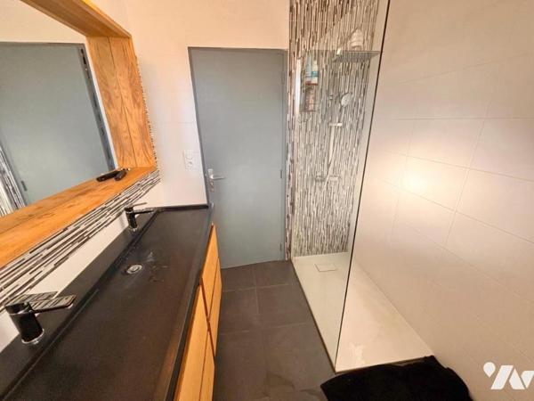 Maison familiale avec beaux volumes et terrain de 807 m²