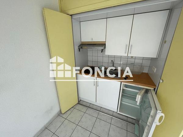 Location Studio 22.5 m² - 15 RUE JACQUINOT Nancy 54000