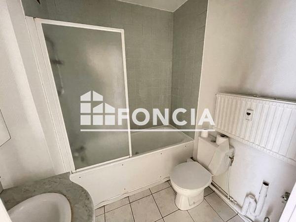 Location Studio 22.5 m² - 15 RUE JACQUINOT Nancy 54000