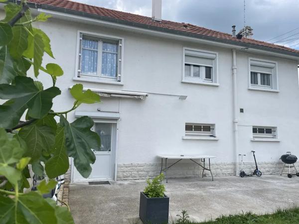 Maison chaleureuse, lumineuse et prête à vivre - Châtellerau