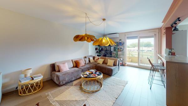 TOULOUSE L'ORMEAU TRES BEL APPARTEMENT DE 83 M2 AVEC BALCON CAVE ET PARKINGS.