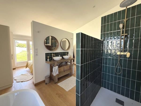 Maison – PONS – MAISON EN PIERRES DE CARACTÈRE (181 m²) – 6 PIÈCES