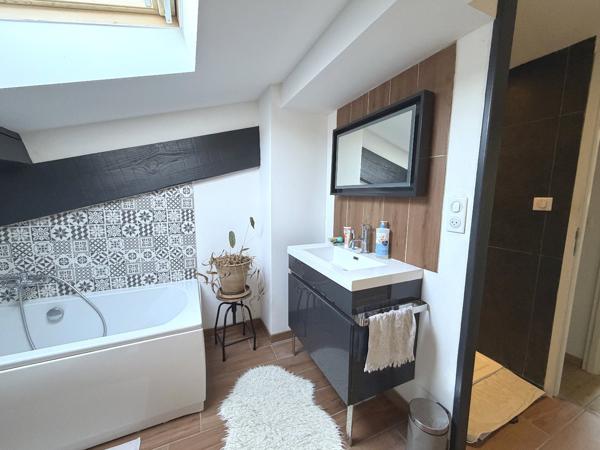 Maison – PONS – MAISON EN PIERRES DE CARACTÈRE (181 m²) – 6 PIÈCES