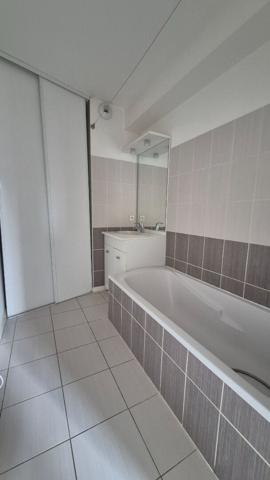 Appartement 3 pièce(s) libre à l'acquistion