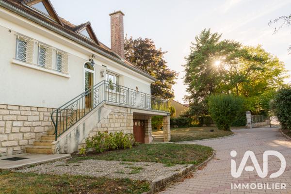Maison à vendre 7 pièces 141 m² Buchères