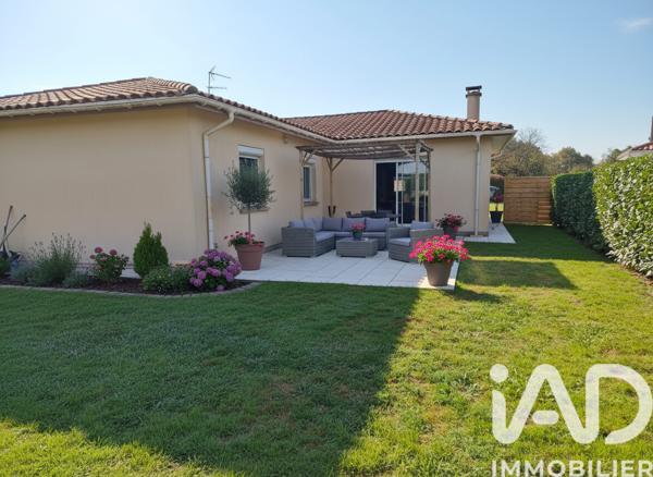 Maison à vendre 5 pièces 137 m² Angoumé