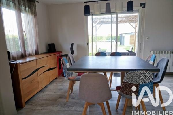 Maison à vendre 5 pièces 137 m² Angoumé