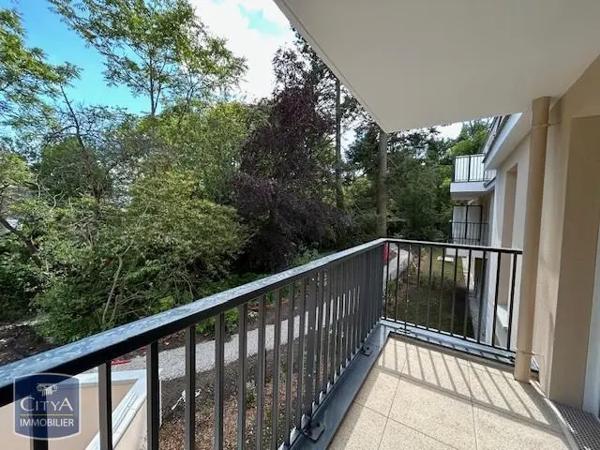 Appartement à louer 2 pièces 45.25m² Le Mée-sur-Seine (77350)