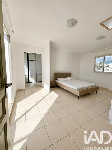 Appartement à vendre 5 pièces 150,93 m² Saint-Denis