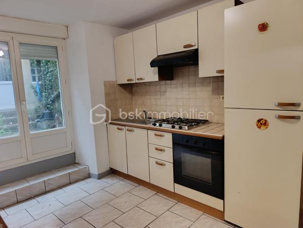 Immeuble de 160,99 m²