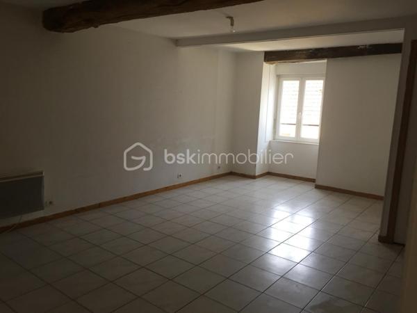 Immeuble de 160,99 m²