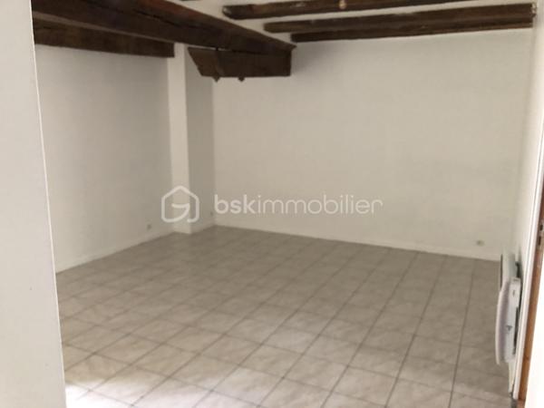 Immeuble de 160,99 m²