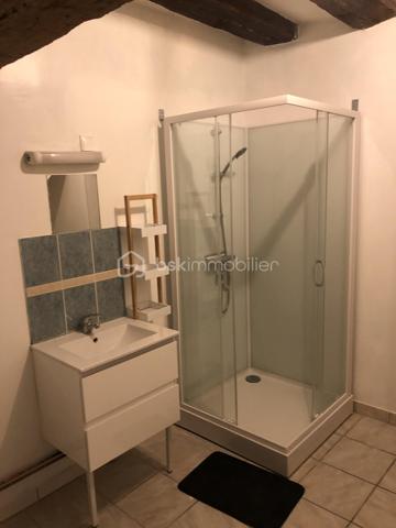 Immeuble de 160,99 m²