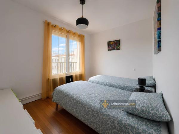 Vente                                                      Appartement
                        
                     3 pièces                      59 m2                     à Saint-Jean-de-Monts