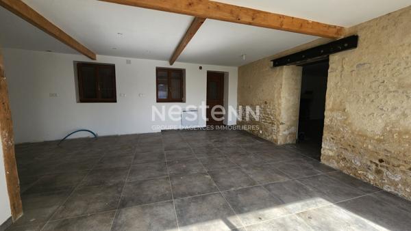 Maison ancienne rénovée, 4 chambres, 2 salle d'eau à Doix lès Fontaines