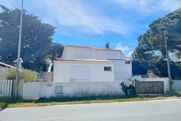 Maison individuelle d'environ 100 m2 avec jardin de 550 m2,