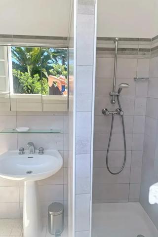Maison individuelle d'environ 100 m2 avec jardin de 550 m2,
