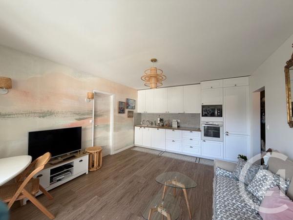 Appartement F3 à vendre  3 pièces - 49,48 m2 DEAUVILLE - 14