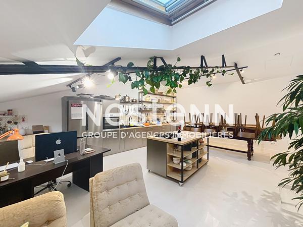 Immeuble Mixte Bureaux/stockage Idéal Investisseur 52k€ net annuel