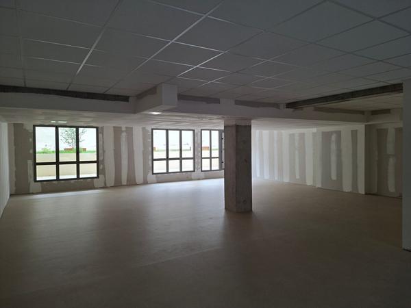 Local commercial La Roche Sur Yon 124 m2 , La roche sur yon