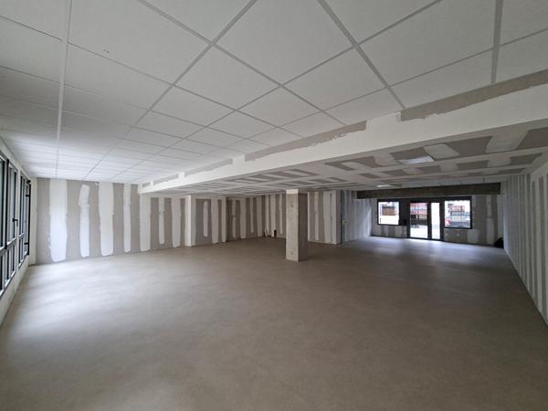 Local commercial La Roche Sur Yon 124 m2 , La roche sur yon