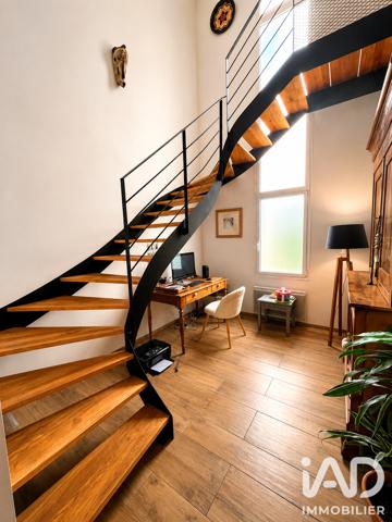 Maison à vendre 10 pièces 239 m² Périgny