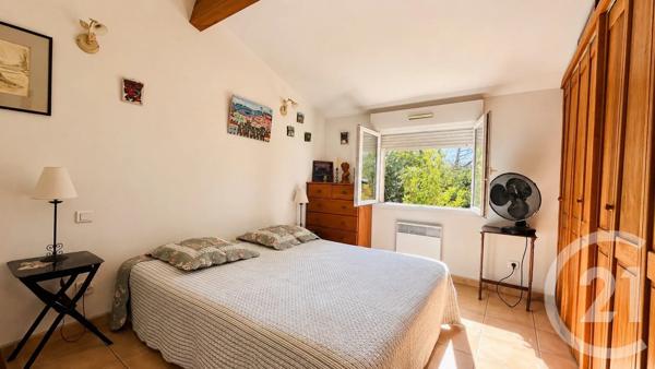Maison à vendre  8 pièces - 200 m 2   VAUVERT  - 30