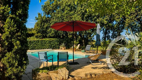 Maison à vendre  8 pièces - 200 m 2   VAUVERT  - 30