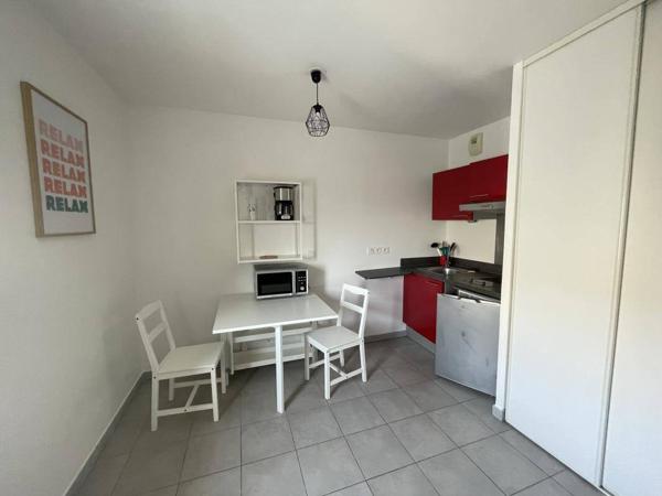 Appartement 1 pièce                                        - 69310 Pierre-Bénite Réf : 5697