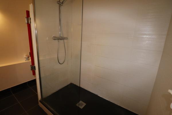 Marseille (13008) LOCATION LA CADENELLE T2 AVEC BALCON ET CAVE...