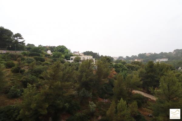 Marseille (13008) LOCATION LA CADENELLE T2 AVEC BALCON ET CAVE...